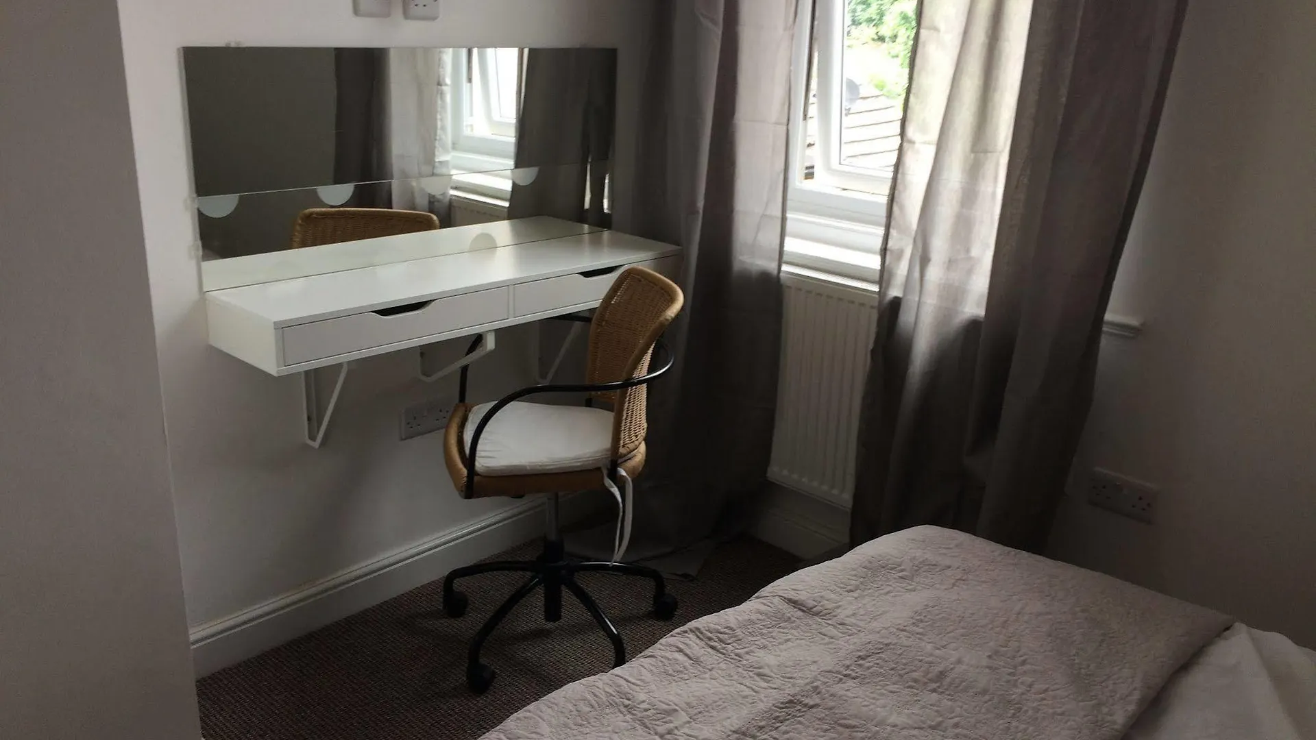 Homestay Regent Serviced Suites Doncaster